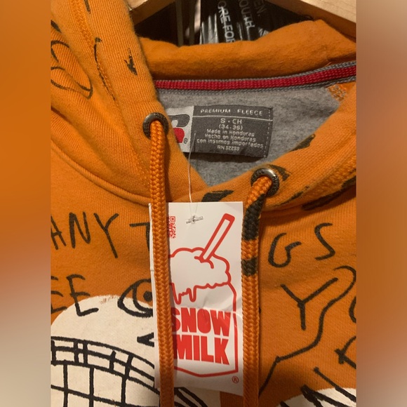 NWT Unique Snow Milk Orange White Blk PEACE Sweatshirt Hoodie Size Small (34-35) - Picture 6 of 10